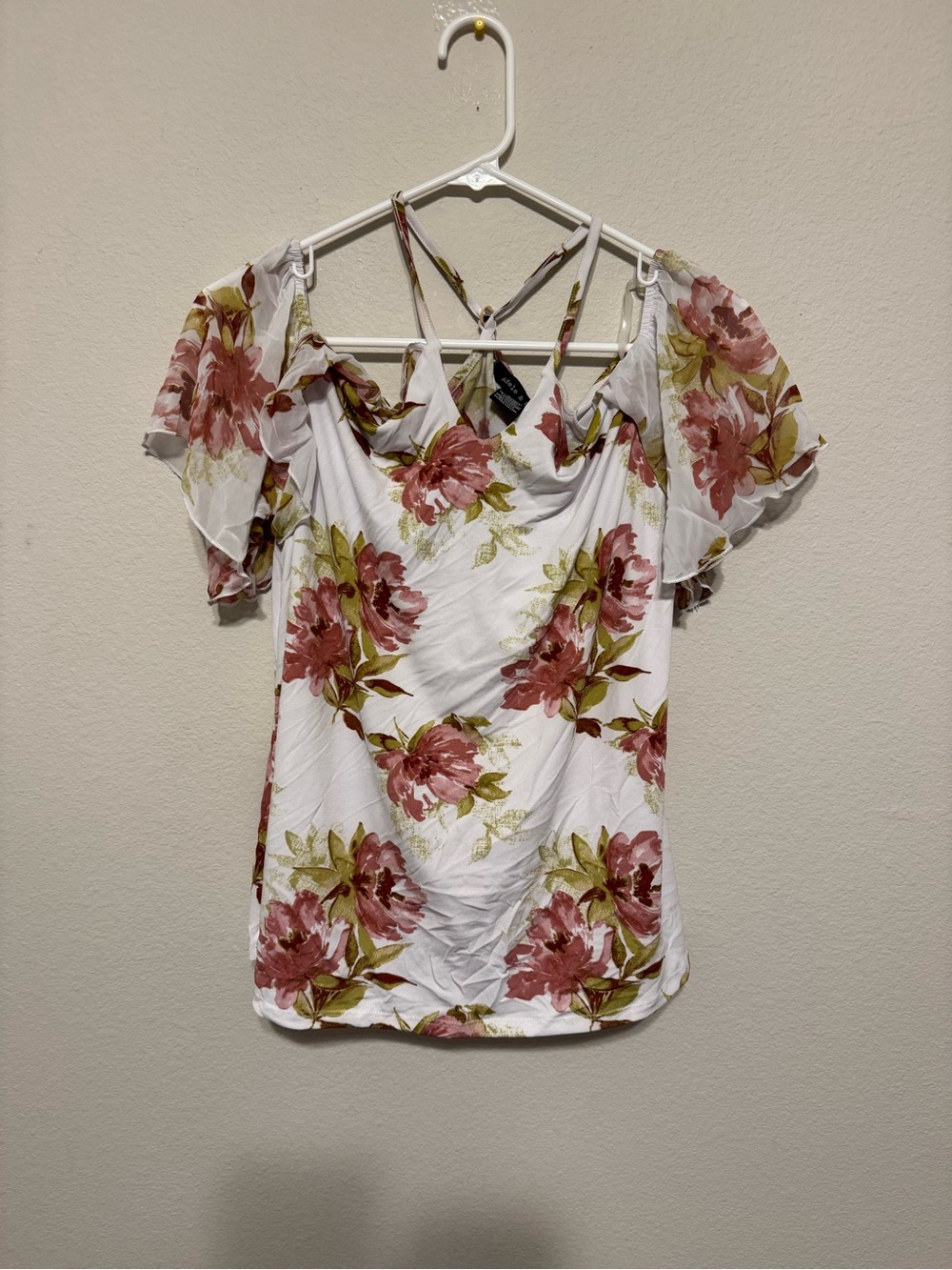 Floral Cold-Shoulder Camisole in White and Rose